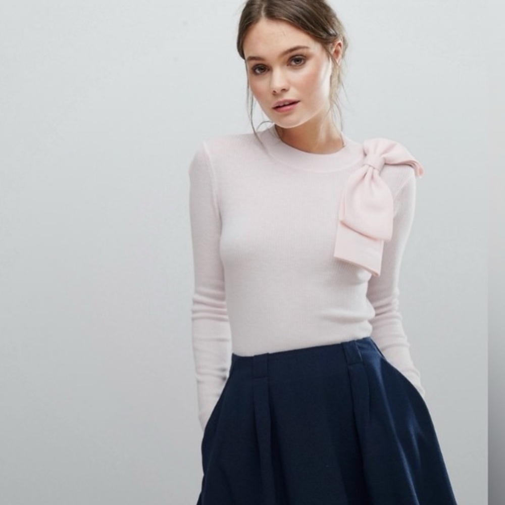 TED BAKER
Pink Ambher Bow Detail Cashmere Blend Jumper